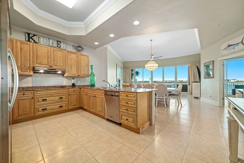 Bayfront Luxury Escape at Caribe Resort - Orange Beach, Alabama