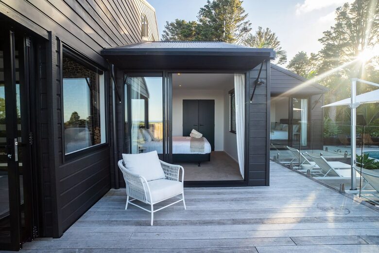 Forest Estate Retreat Minutes from Tara iti and Te Arai Links Golf - Te Arai, New Zealand