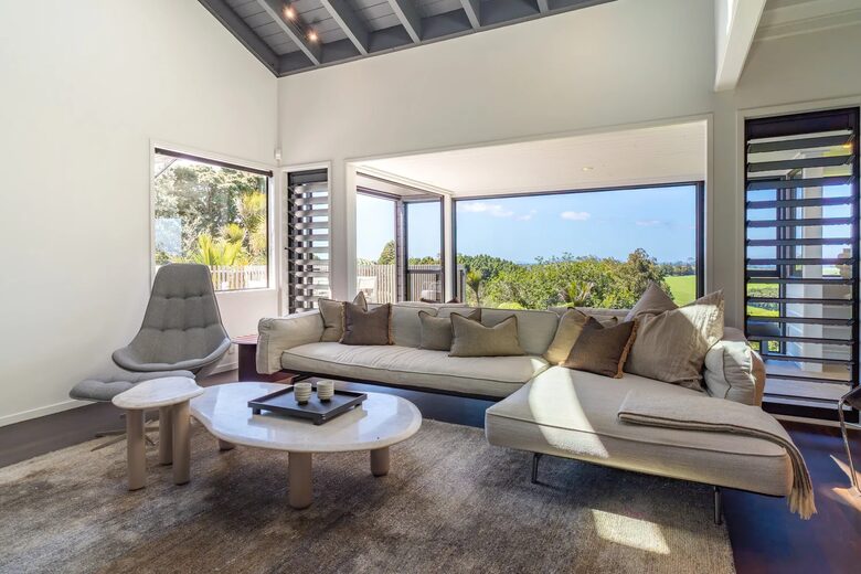 Forest Estate Retreat Minutes from Tara iti and Te Arai Links Golf - Te Arai, New Zealand