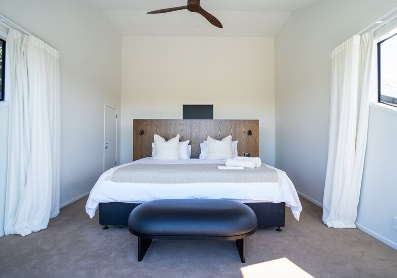 Forest Estate Retreat Minutes from Tara iti and Te Arai Links Golf - Te Arai, New Zealand