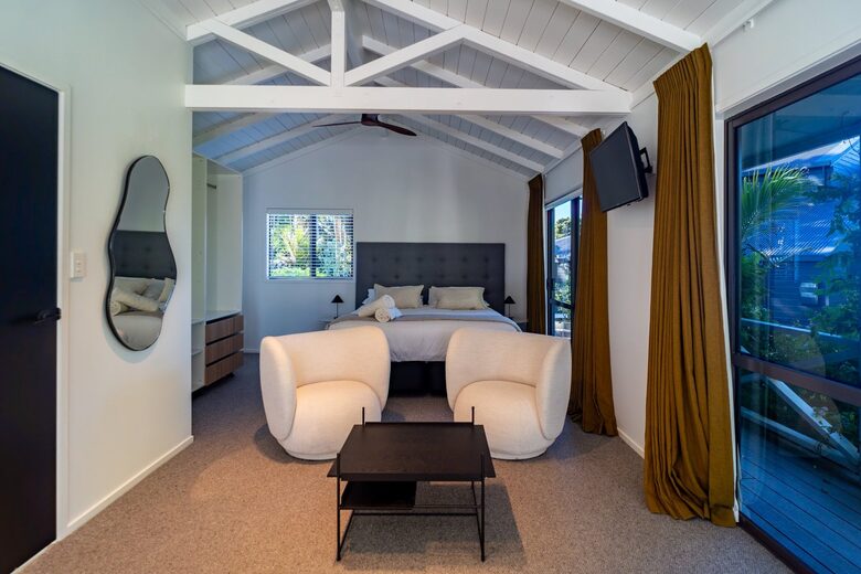 Forest Estate Retreat Minutes from Tara iti and Te Arai Links Golf - Te Arai, New Zealand