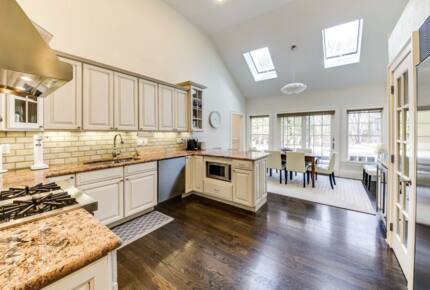 Private Pool Estate Minutes from East Hampton Village and Sag Harbor - East Hampton, New York