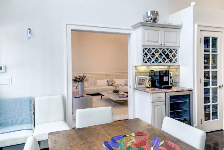 Private Pool Estate Minutes from East Hampton Village and Sag Harbor - East Hampton, New York