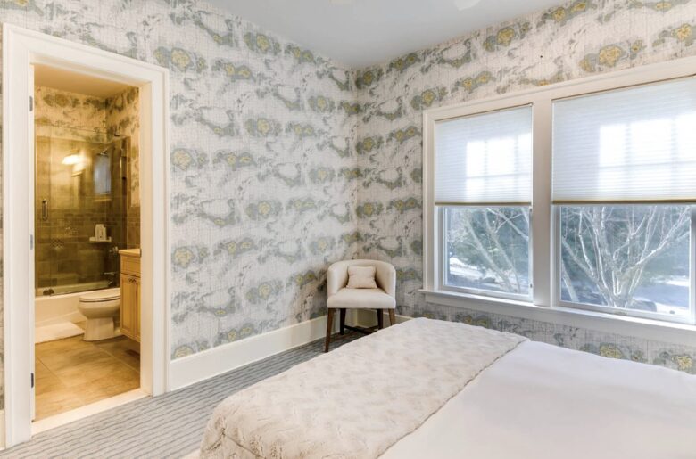 Private Pool Estate Minutes from East Hampton Village and Sag Harbor - East Hampton, New York