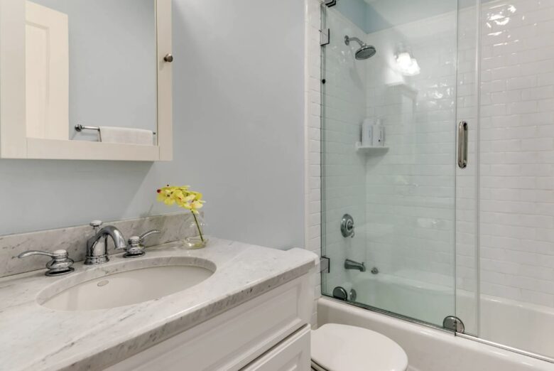 Private Pool Estate Minutes from East Hampton Village and Sag Harbor - East Hampton, New York