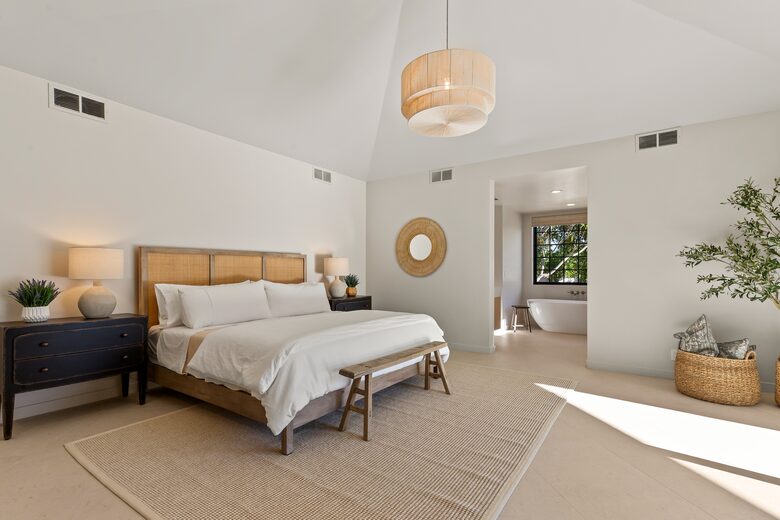 Newly Renovated Desert Oasis with Mountain Views & Spa - Indian Wells, California