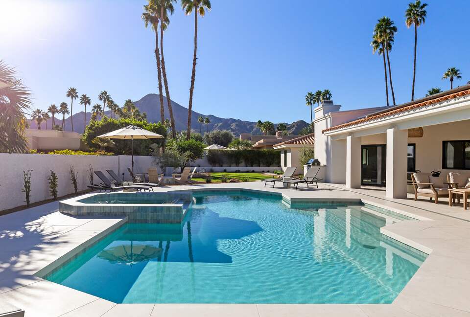 Newly Renovated Desert Oasis with Mountain Views & Spa - Indian Wells, California