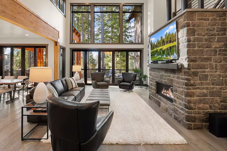 Luxury Suncadia Mountain Retreat with Hot Tub & Game Room - Cle Elum, Washington