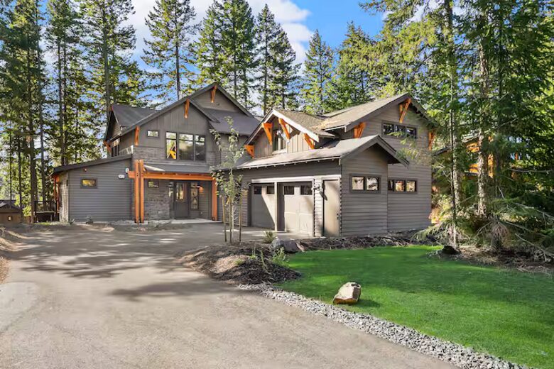 Luxury Suncadia Mountain Retreat with Hot Tub & Game Room - Cle Elum, Washington