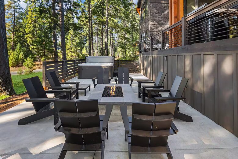 Luxury Suncadia Mountain Retreat with Hot Tub & Game Room - Cle Elum, Washington