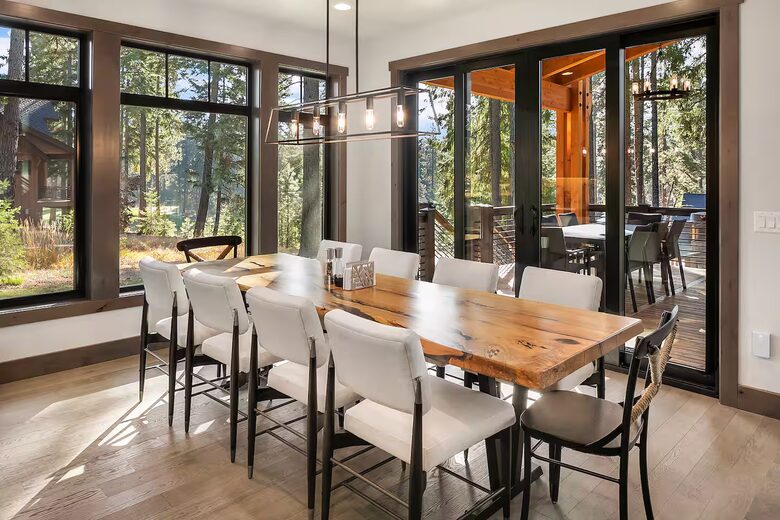 Luxury Suncadia Mountain Retreat with Hot Tub & Game Room - Cle Elum, Washington