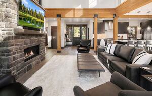 Luxury Suncadia Mountain Retreat with Hot Tub & Game Room - Cle Elum, Washington