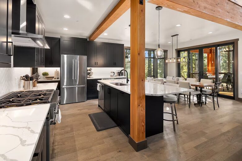 Luxury Suncadia Mountain Retreat with Hot Tub & Game Room - Cle Elum, Washington