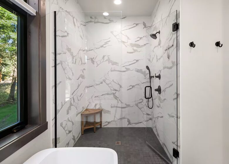 Luxury Suncadia Mountain Retreat with Hot Tub & Game Room - Cle Elum, Washington