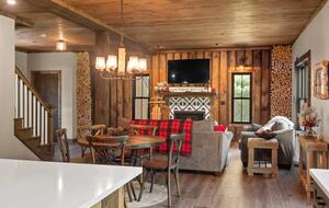 Mountain Luxury Steps from Sunday River Resort - Newry, Maine