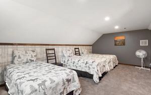 Mountain Luxury Steps from Sunday River Resort - Newry, Maine