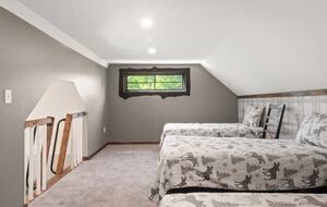 Mountain Luxury Steps from Sunday River Resort - Newry, Maine