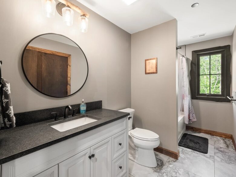 Mountain Luxury Steps from Sunday River Resort - Newry, Maine