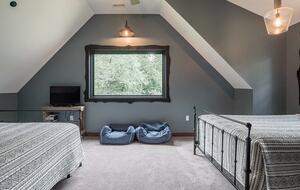 Mountain Luxury Steps from Sunday River Resort - Newry, Maine