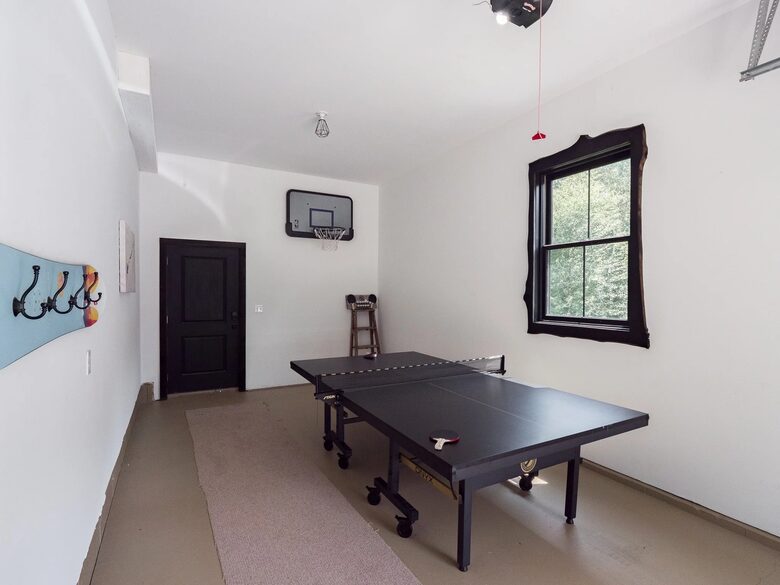 Mountain Luxury Steps from Sunday River Resort - Newry, Maine