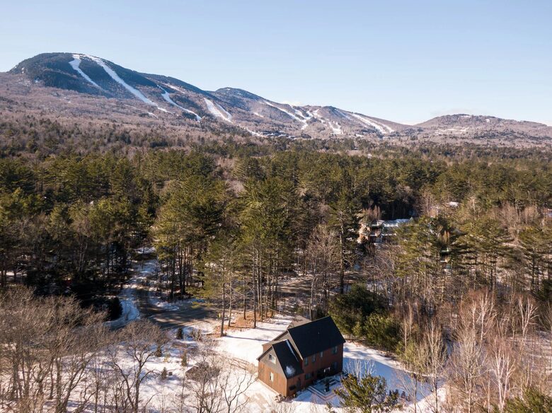 Mountain Luxury Steps from Sunday River Resort - Newry, Maine