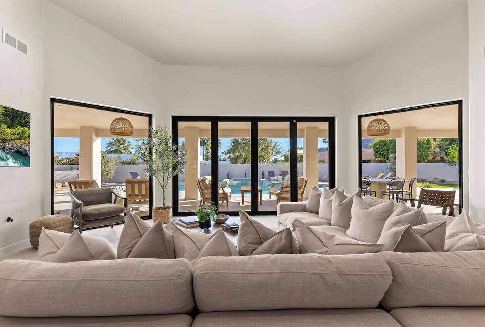 Newly Renovated Desert Oasis with Mountain Views & Spa - Indian Wells, California