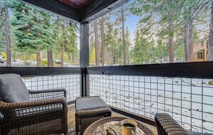 Northstar Village Townhouse Walkable to Ski Slopes and Recreation Center - Truckee, California