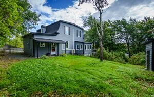 Bemister's Manor Historic Home - Victoria, Canada