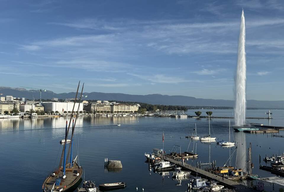 Lakefront Elegance in Geneva's Most Desired Street - Geneva, Switzerland