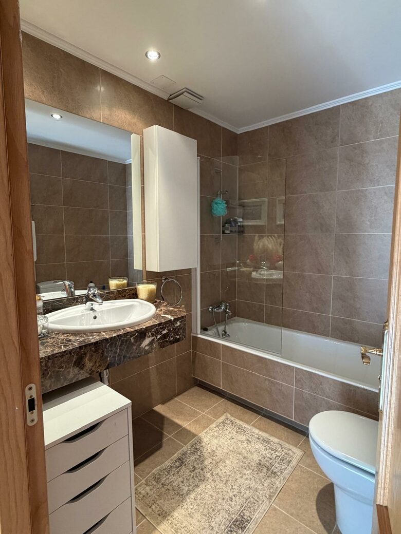 Three-Bedroom Apartment with Pyrenees Panorama - Arinsal, Andorra