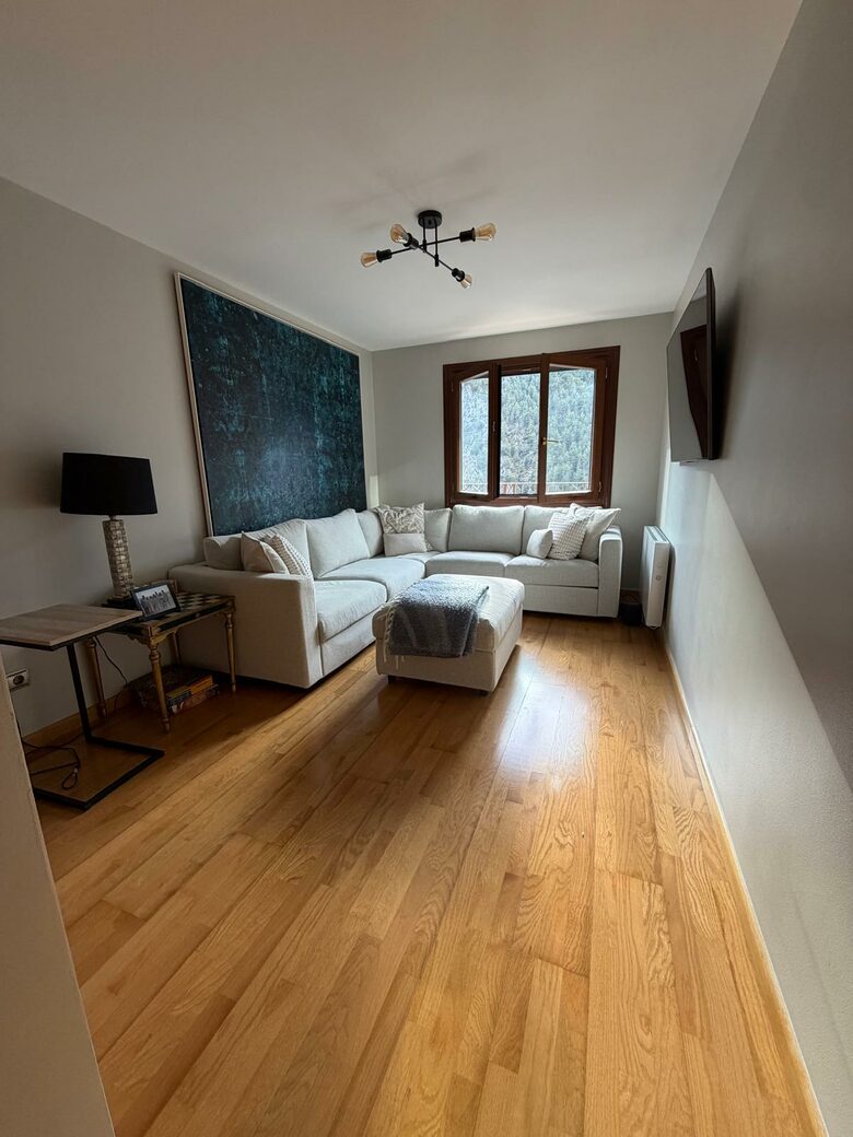 Three-Bedroom Apartment with Pyrenees Panorama - Arinsal, Andorra