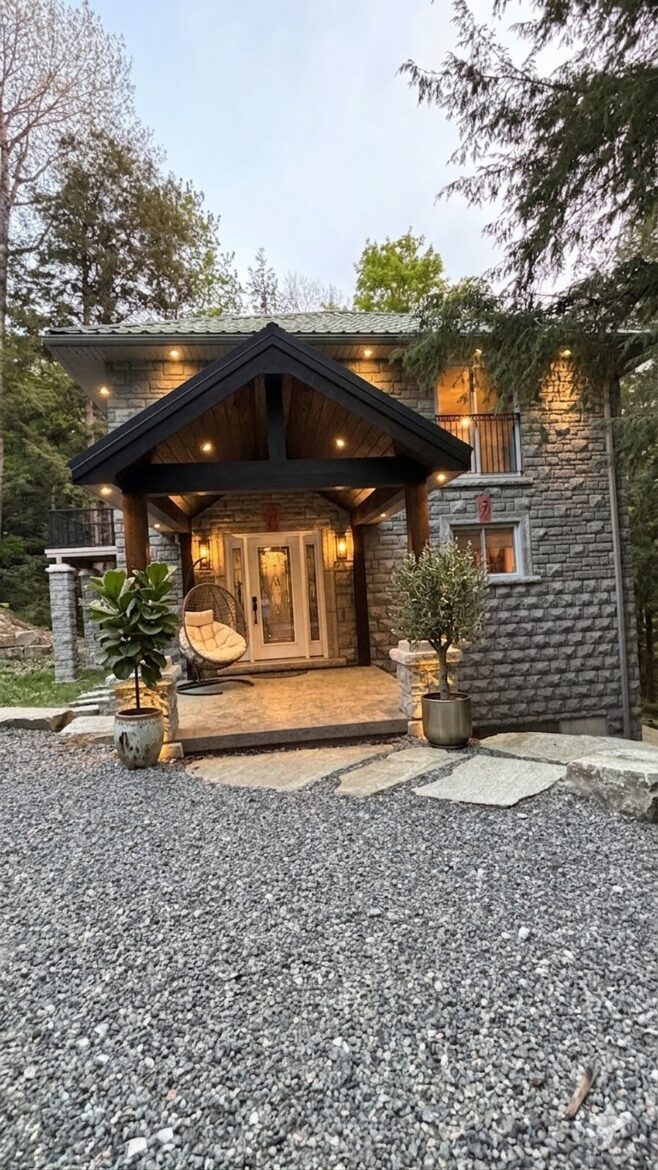 Muskoka Riverfront Retreat Near Bracebridge - Bracebridge, Canada