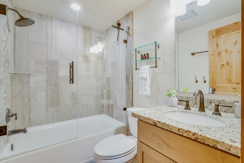 Northstar Village Townhouse Walkable to Ski Slopes and Recreation Center - Truckee, California