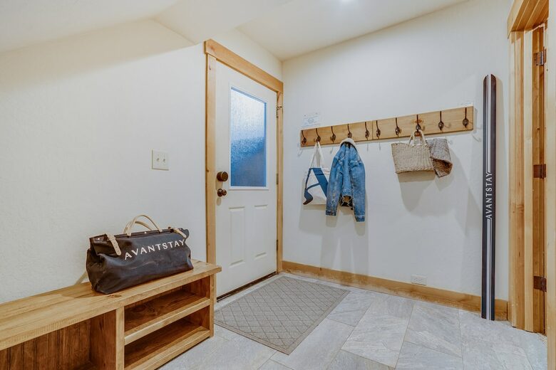 Northstar Village Townhouse Walkable to Ski Slopes and Recreation Center - Truckee, California