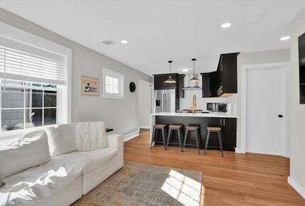 Modern Heights Stay Near NYC & Washington Park - Jersey City, New Jersey