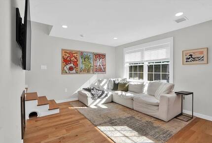 Modern Heights Stay Near NYC & Washington Park - Jersey City, New Jersey