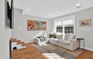 Modern Heights Stay Near NYC & Washington Park - Jersey City, New Jersey