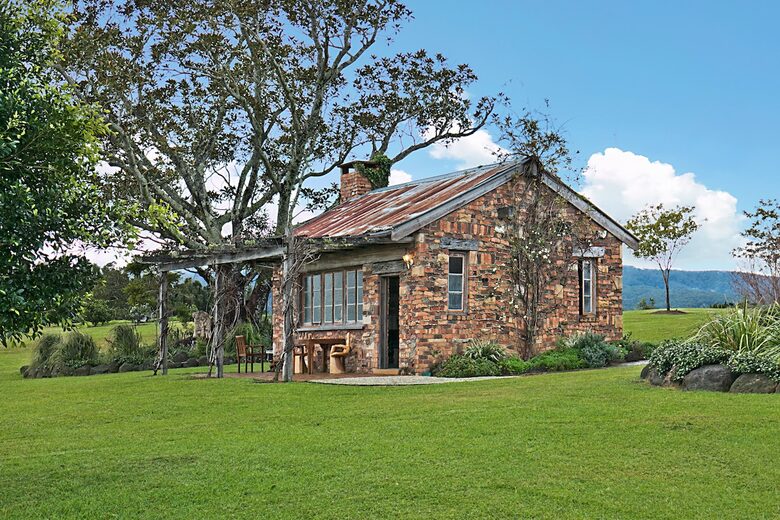 Highfield Farm | Luxury Tweed Valley Country Estate - Brays Creek, Australia