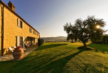 Where the Hills Meet the Sky | A Premier Tuscan Estate - Magliano In Toscana, Italy