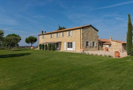 Where the Hills Meet the Sky | A Premier Tuscan Estate - Magliano In Toscana, Italy