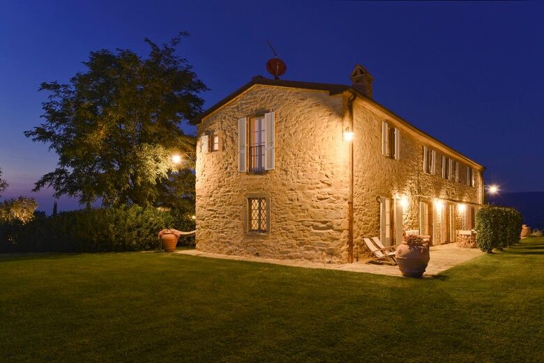 Where the Hills Meet the Sky | A Premier Tuscan Estate - Magliano In Toscana, Italy