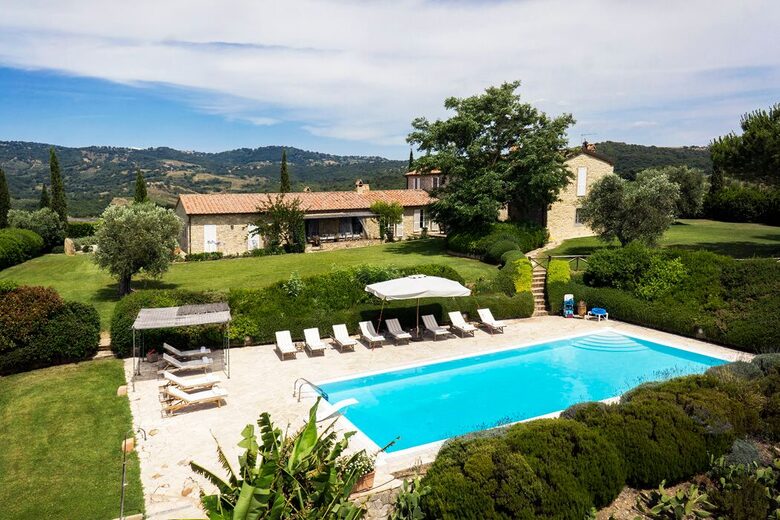 Where the Hills Meet the Sky | A Premier Tuscan Estate - Magliano In Toscana, Italy