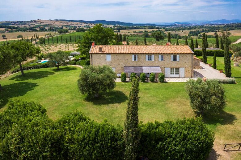 Where the Hills Meet the Sky | A Premier Tuscan Estate - Magliano In Toscana, Italy