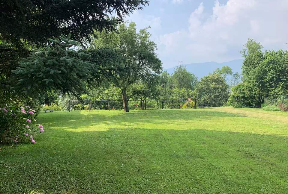 Centuries-Old Elegance on Lake Varese - Cazzago Brabbia, Italy