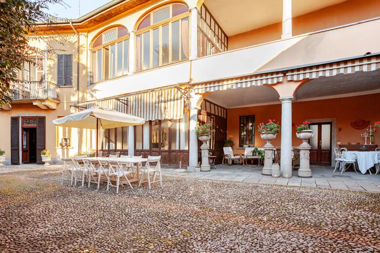 Centuries-Old Elegance on Lake Varese - Cazzago Brabbia, Italy