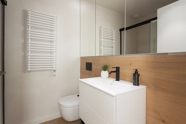 Stylish Historic Flat Steps from Barcelona’s Waterfront - Barcelona, Spain