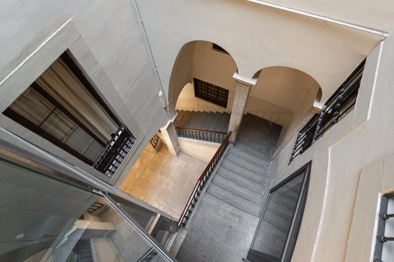 Stylish Historic Flat Steps from Barcelona’s Waterfront - Barcelona, Spain