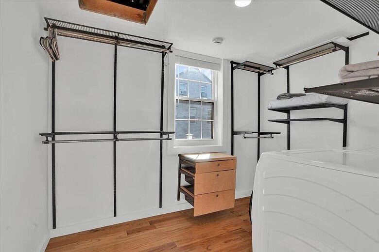 Modern Heights Stay Near NYC & Washington Park - Jersey City, New Jersey