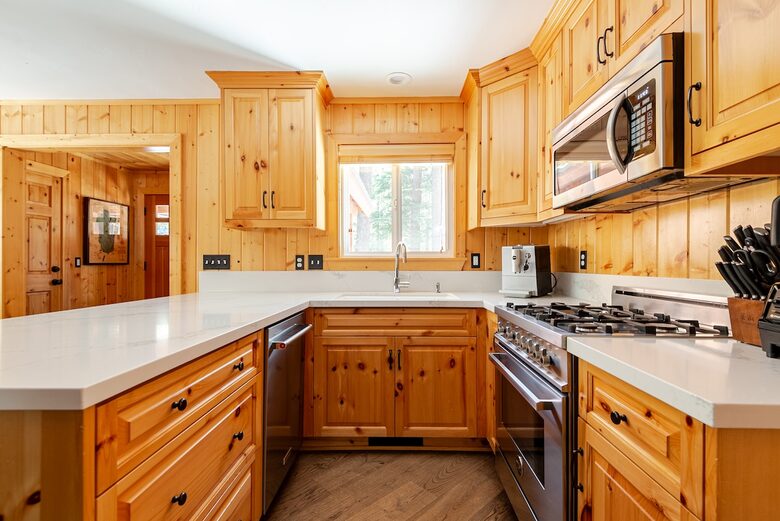 Walkable Lake Tahoe Escape Near Dining & Beach - Tahoe City, California