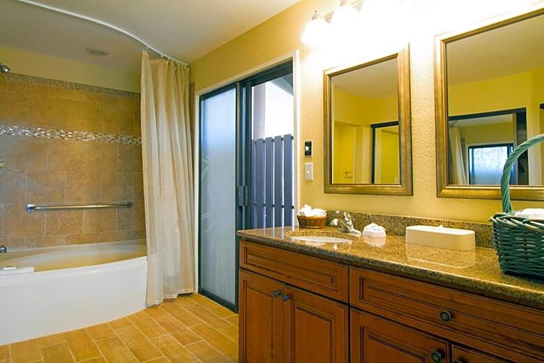 Kauai North Shore Two-Bedroom Retreat Near Hanalei Bay - Kaua'i, Hawaii